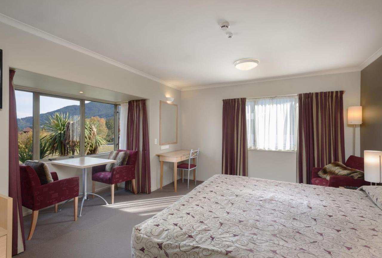 Queenstown Motel Apartments (Adults Only) Exterior photo