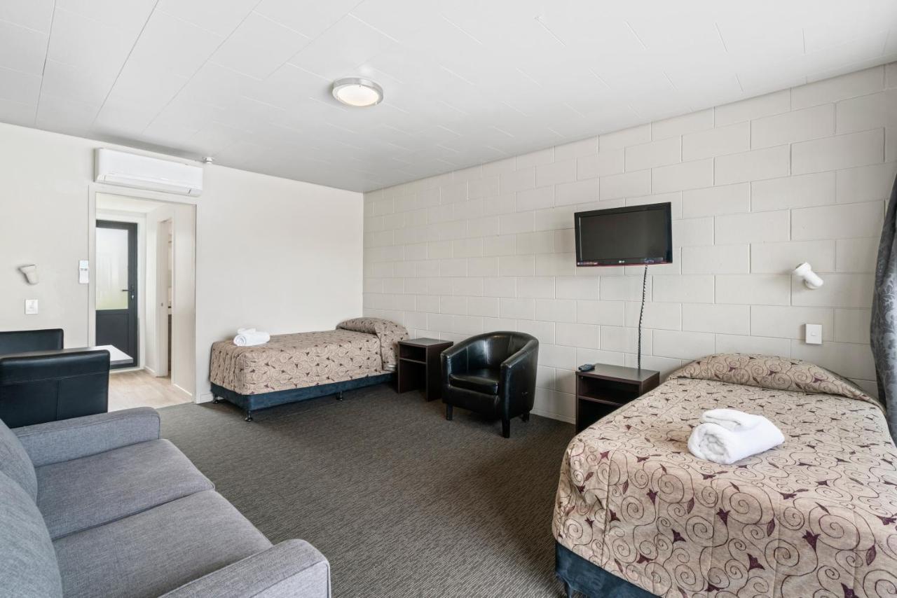 Queenstown Motel Apartments (Adults Only) Exterior photo
