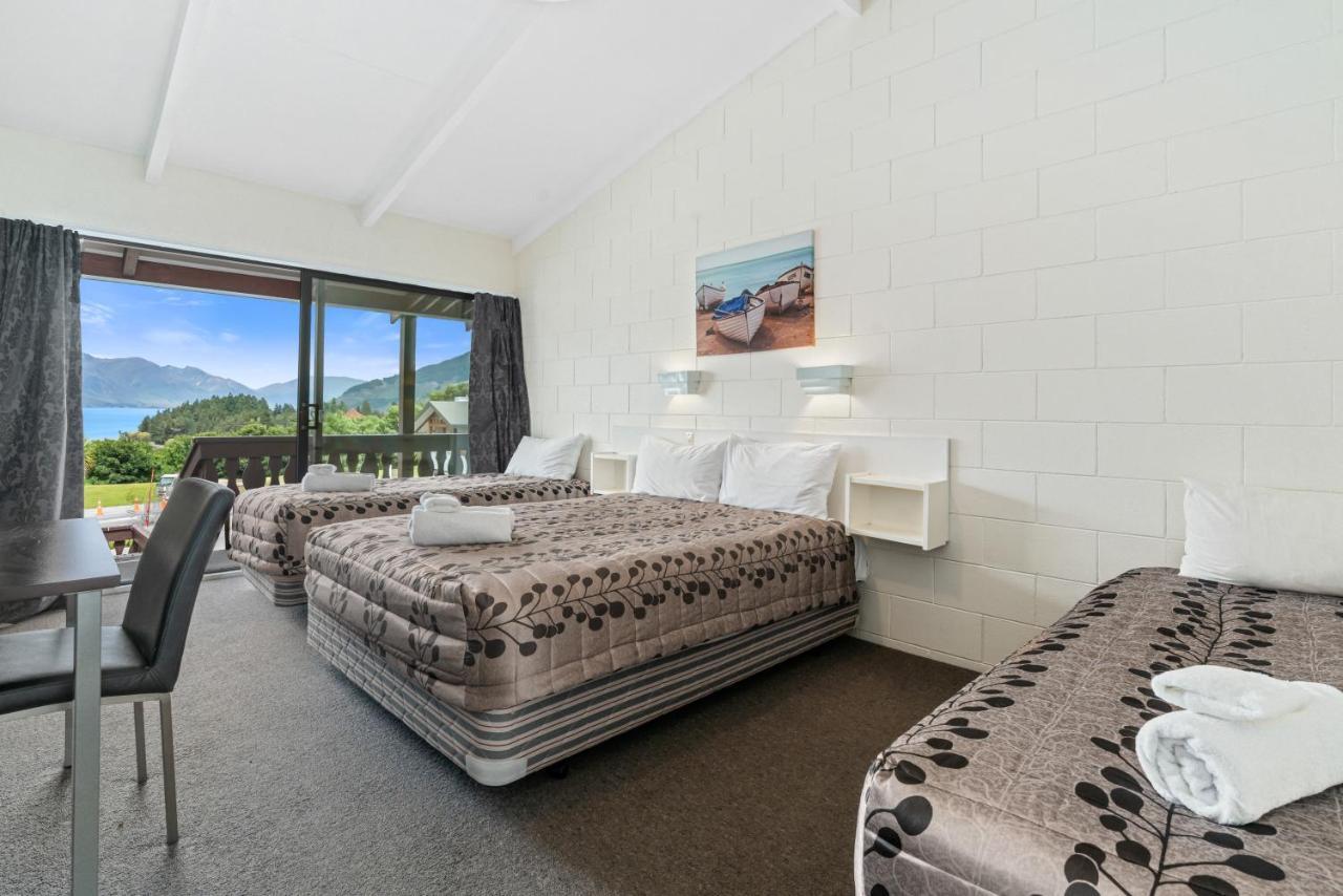 Queenstown Motel Apartments (Adults Only) Room photo