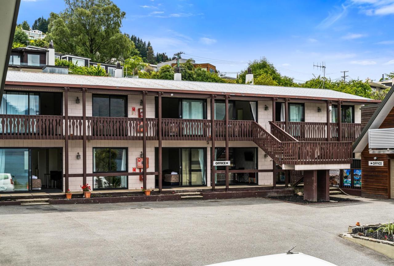 Queenstown Motel Apartments (Adults Only) Exterior photo