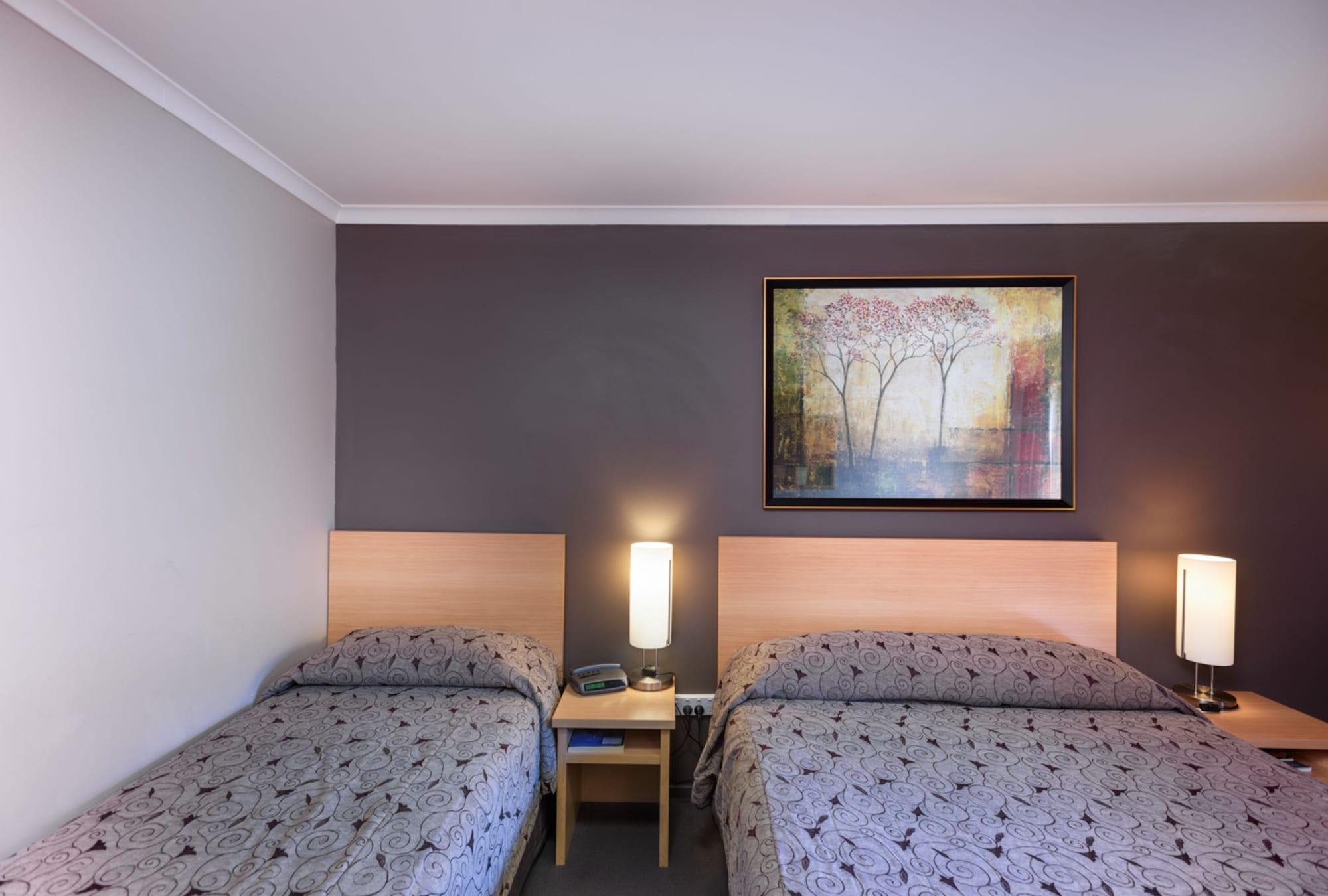 Queenstown Motel Apartments (Adults Only) Exterior photo