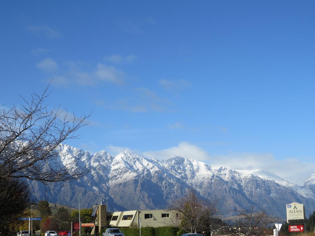 Queenstown Motel Apartments (Adults Only) Exterior photo
