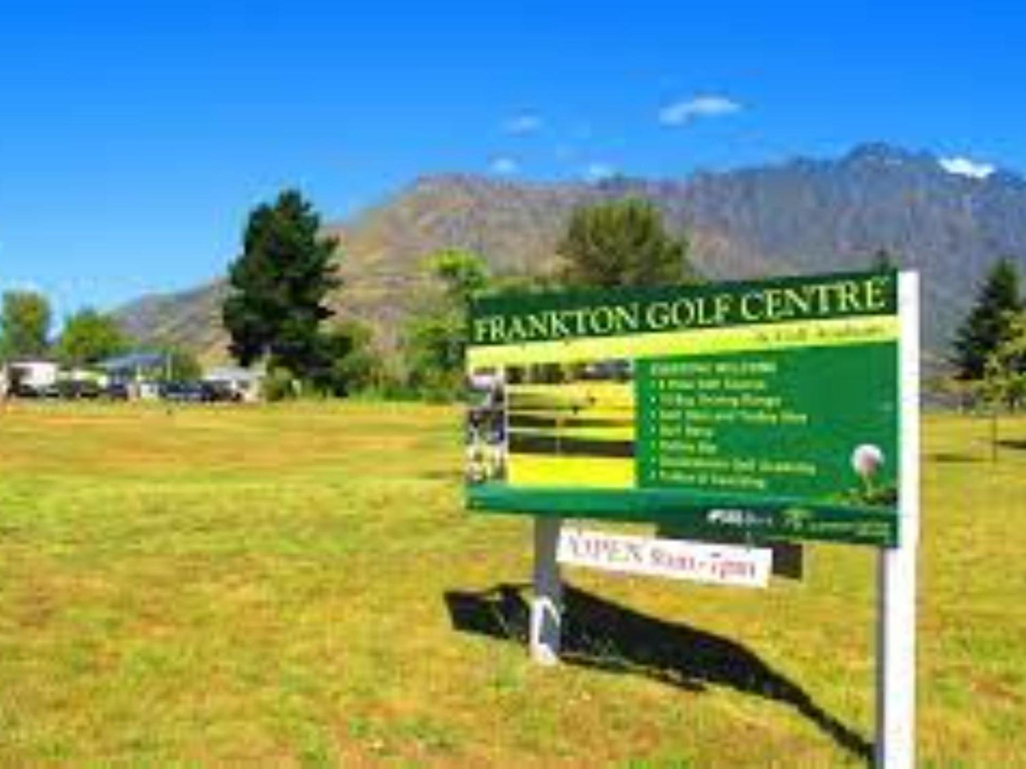 Queenstown Motel Apartments (Adults Only) Exterior photo